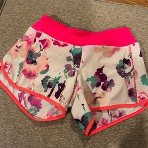 Lululemon turbo shorts size 2